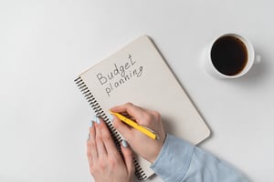 Cum să asiguri bugetul și sprijinul conducerii pentru planurile tale de învățare - Strategie L&D 2026